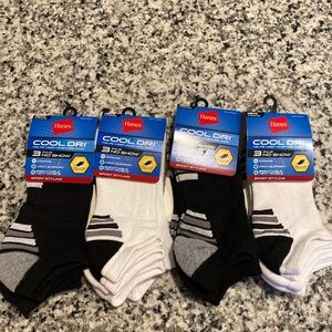 Hanes Men's Cool Dri No-Show Socks - Black and White